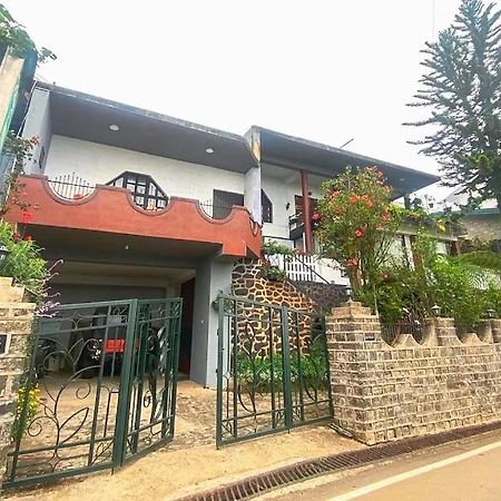 Lake Breeze Nuwara Eliya Exterior foto
